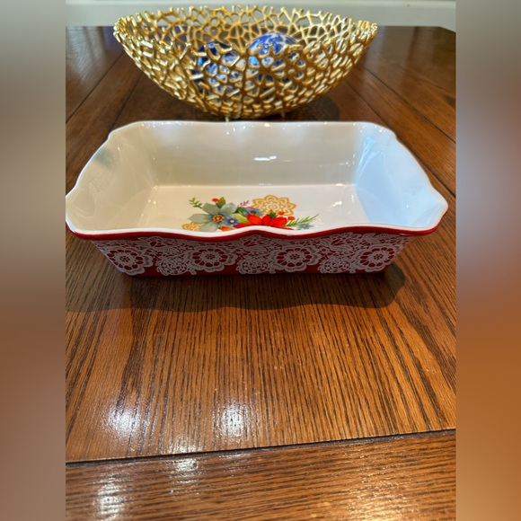 EUC Pioneer Woman Red Lace & Floral Stoneware Bakeware/Baking Dish, Used… - Picture 4 of 13